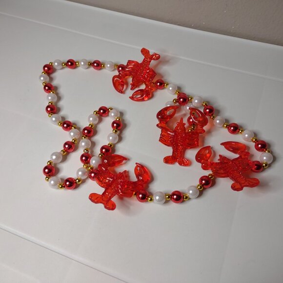 37 Inch Plastic Beaded Lobster Necklace - Picture 3 of 11